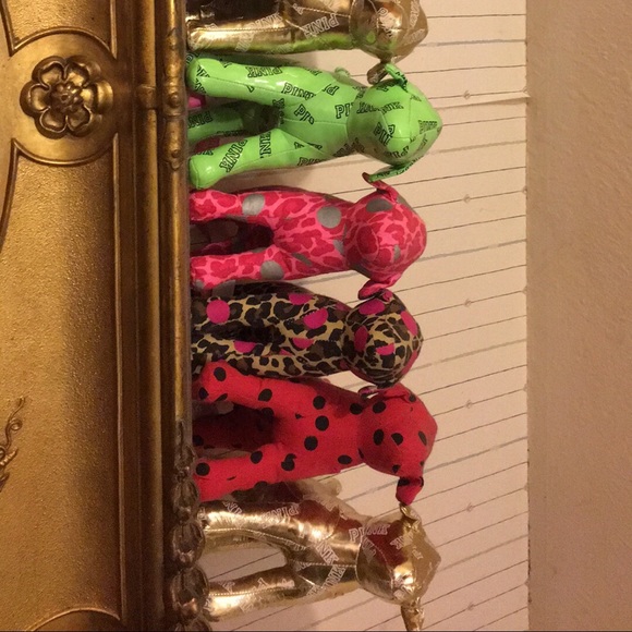 PINK VS MINI DOGS. - Picture 2 of 2